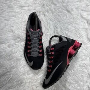 NIKE SHOX Shoes 2014 653479-001 Women's 7.5 Black PINK Active Running Rare!!